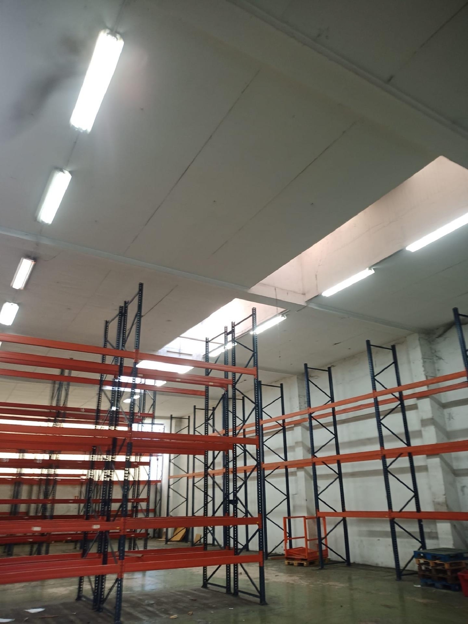  till salu butik Irún 20305 Bidasoa-Txingudi 6