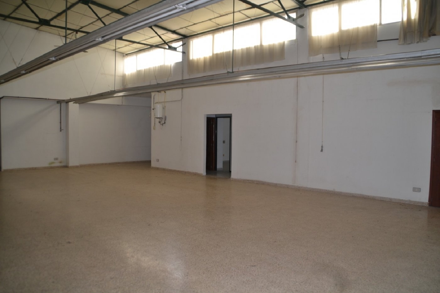  till salu butik Jornets Pla (Es) 1