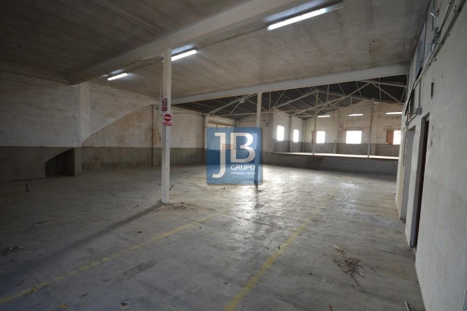 till salu butik La Llosa De Ranes Costera (La) 3