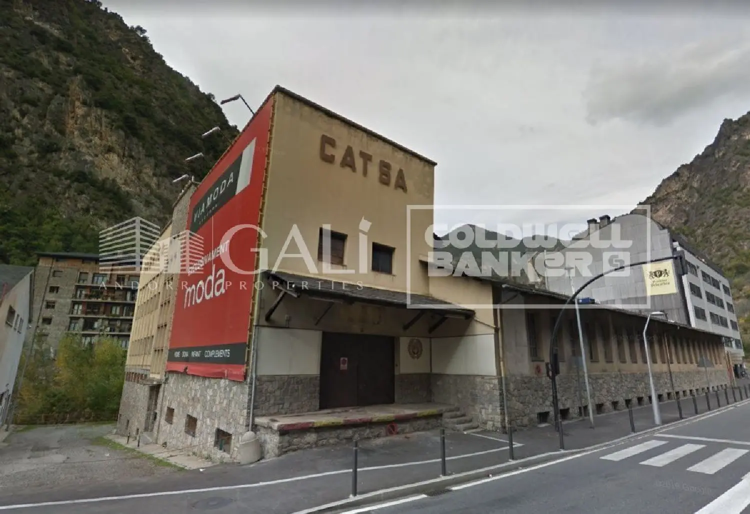 till salu butik Juverri Sant Julià De Lòria 3