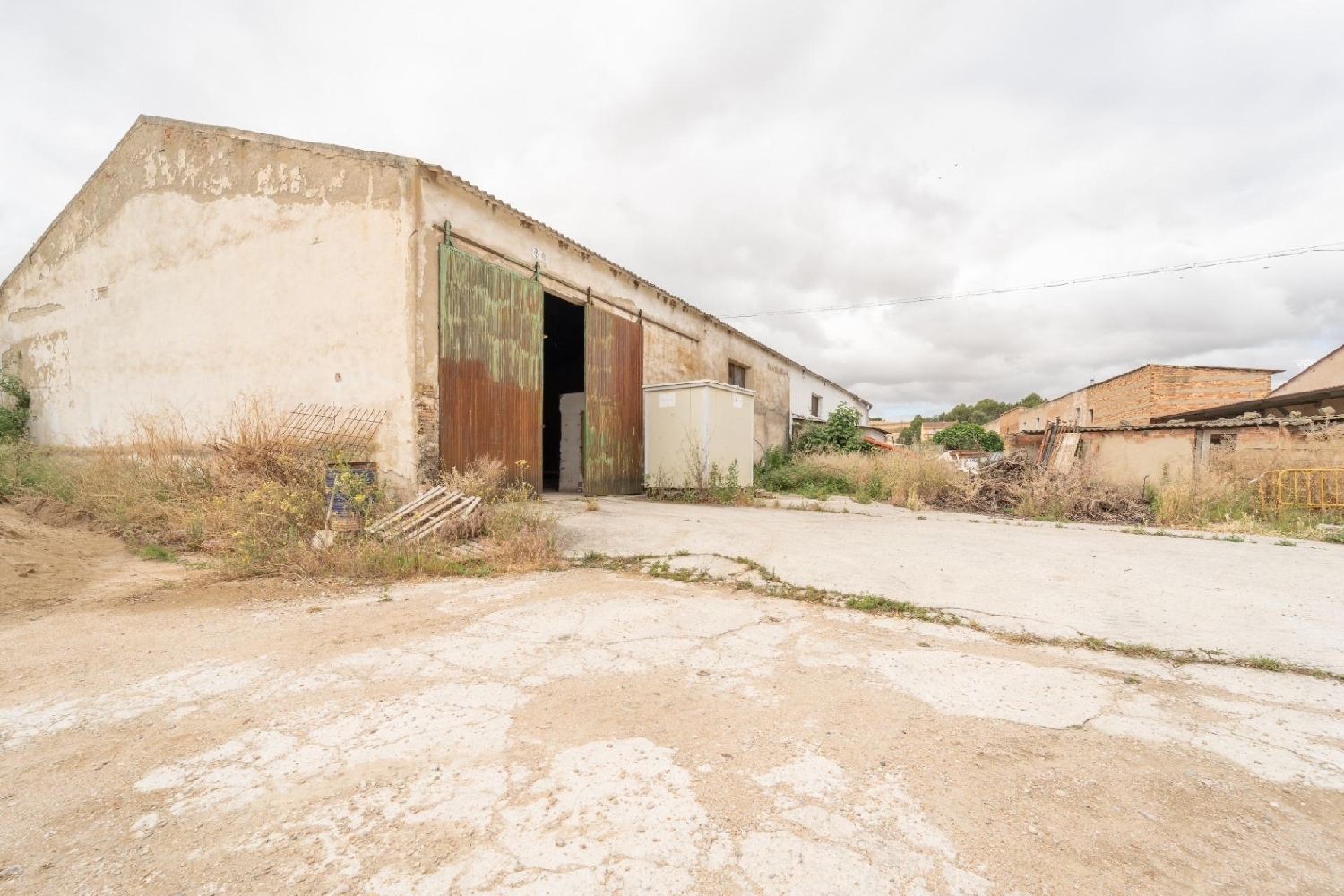  till salu butik Miranda De Arga Ribera Alta 8