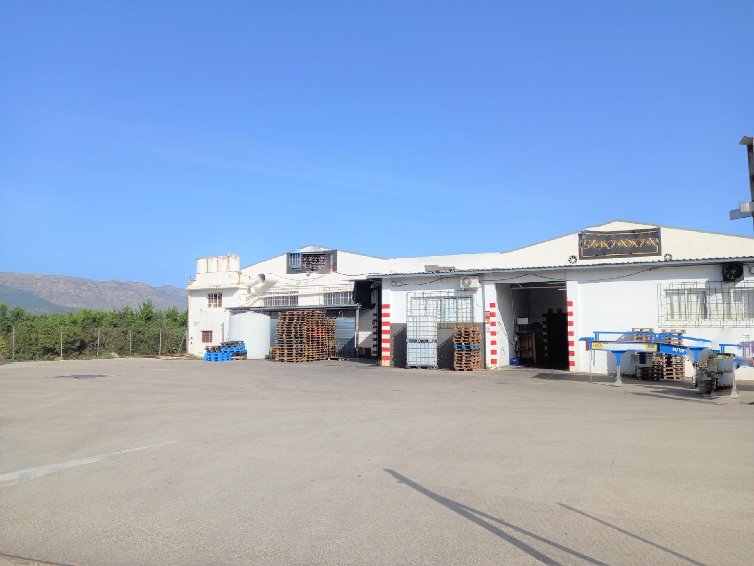  till salu butik Monte Pino Safor 1