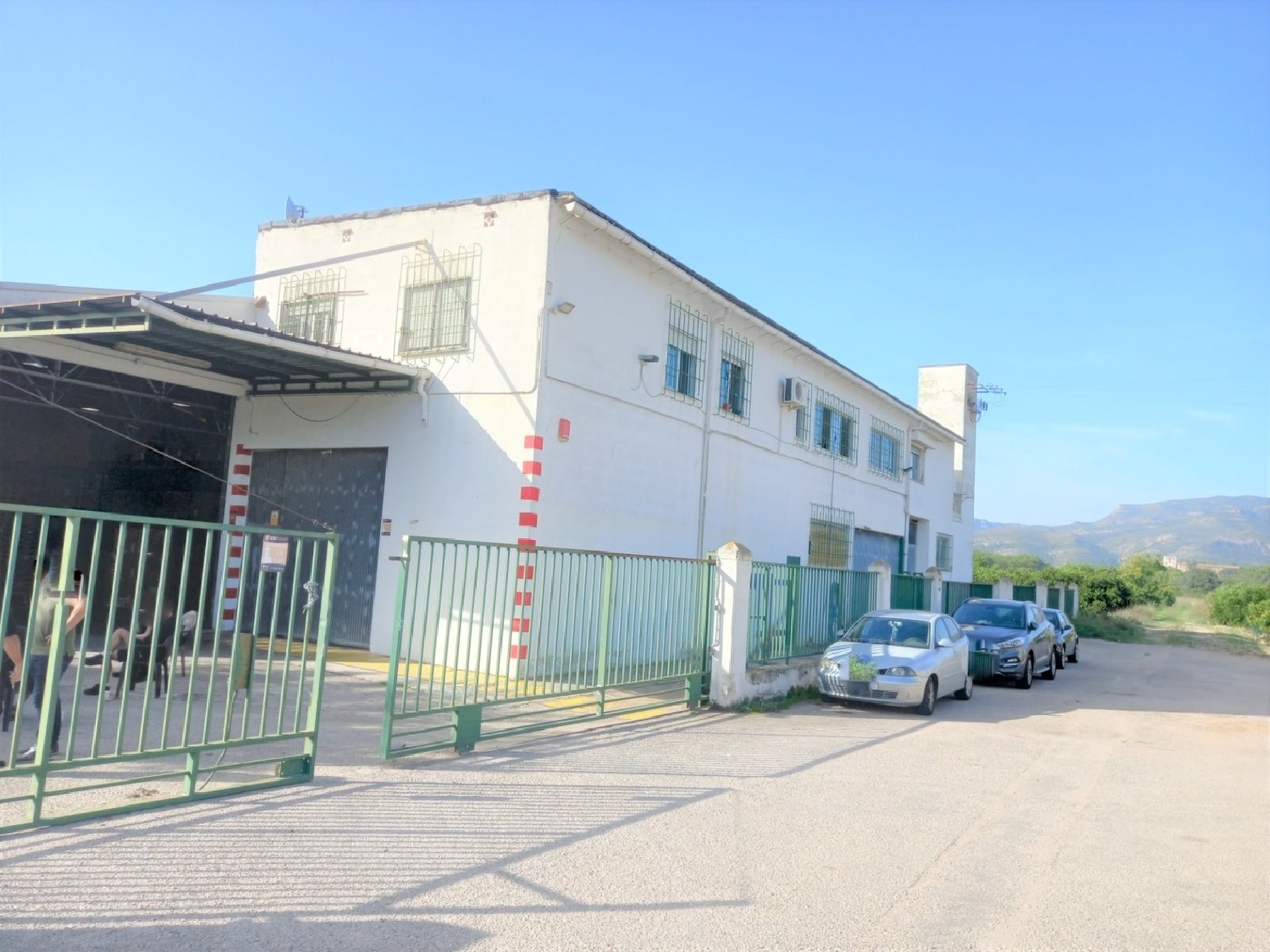  till salu butik Monte Pino Safor 5