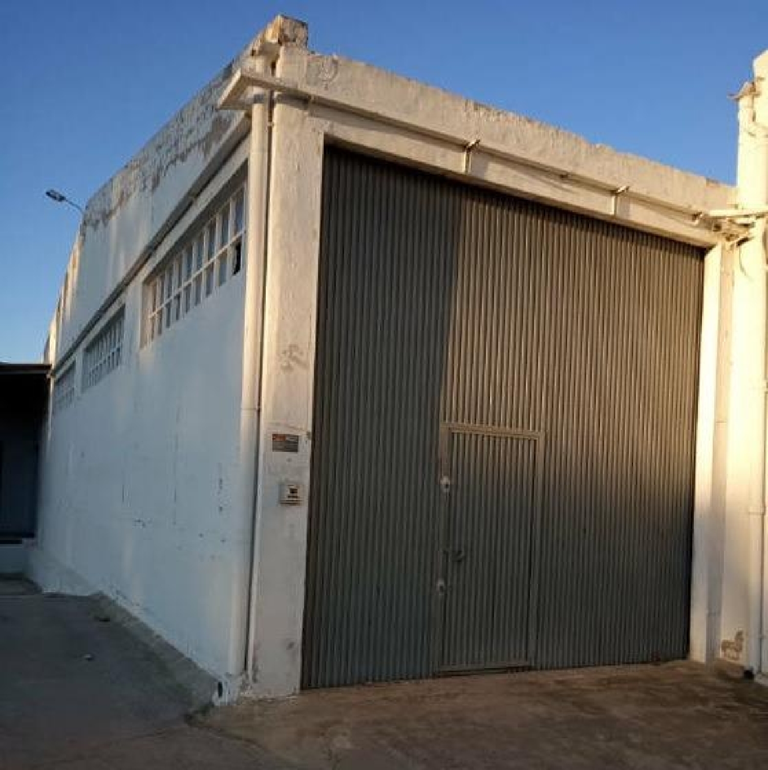 till salu butik Montesa Costera (La) 2