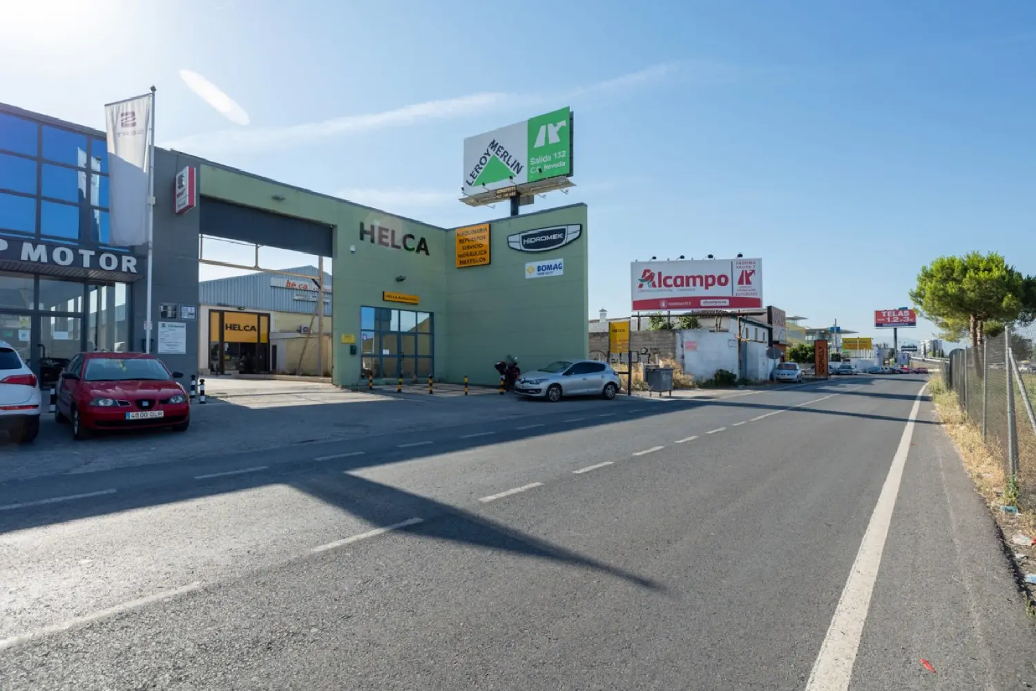 till salu butik Nívar Vega De Granada 3