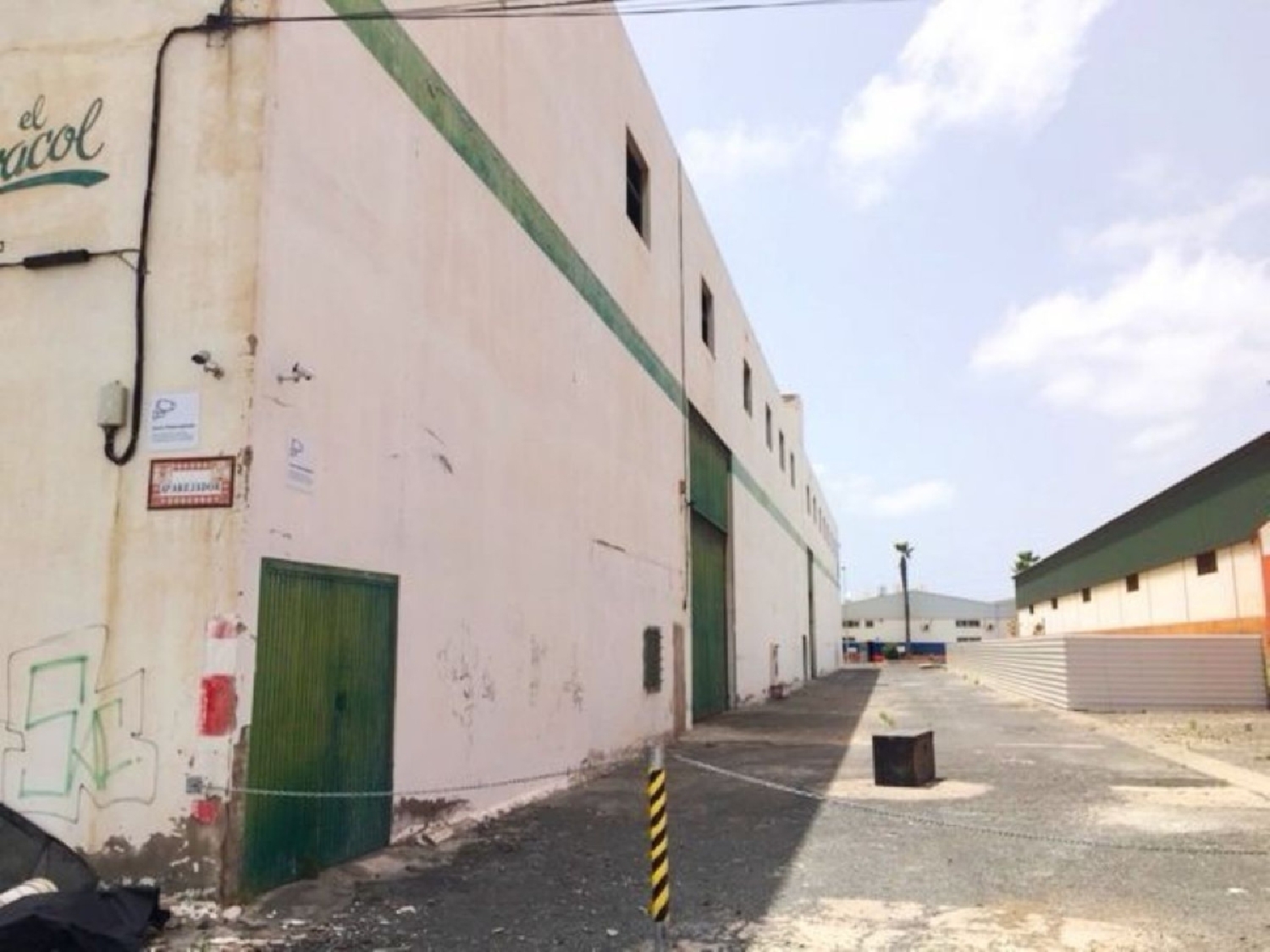  en venta comercio Ojos De Garza Área Este 5