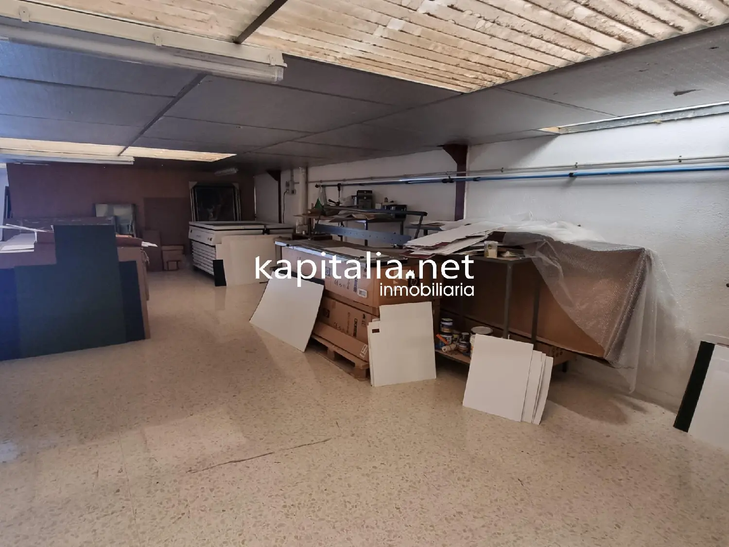  till salu butik Urbanització D'hèlios Vall D'albaida 5