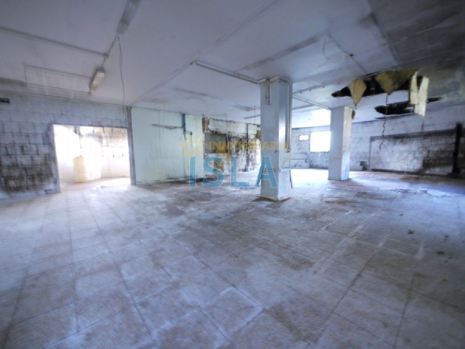  till salu butik Palacio Trasmiera 6