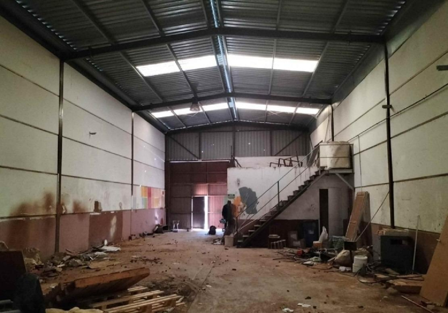 till salu butik Las Porquerizas Janda (La) 2
