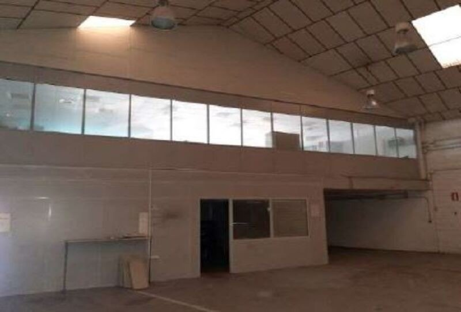  till salu butik Pavos Plana Alta 1
