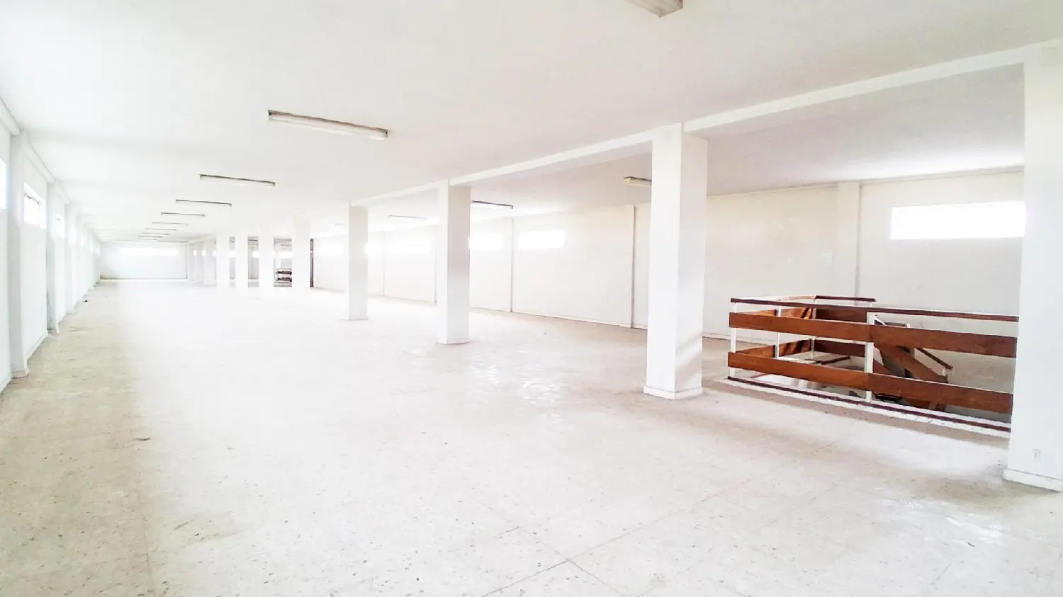  till salu butik Pelagarcia Campo De Salamanca 1
