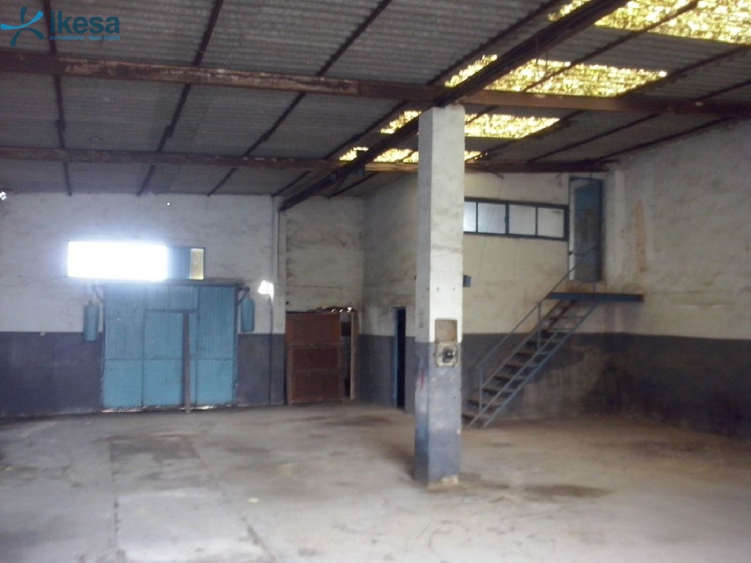  till salu butik Nuevo Parque-Los Rosales-Tráfico Pesado Metropolitana De Huelva 6