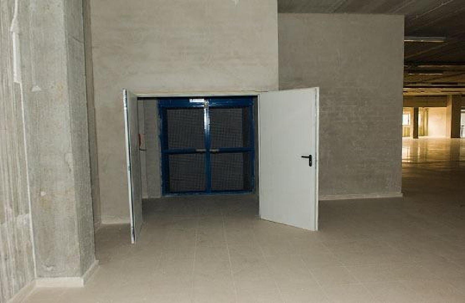  till salu butik Valadares Vigo 6