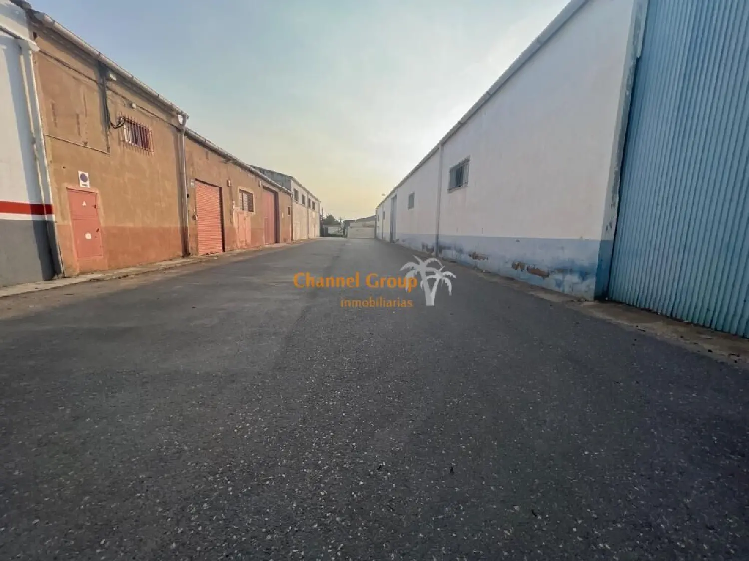  till salu butik Los Martínez Primer Barrio Baix Segura 1