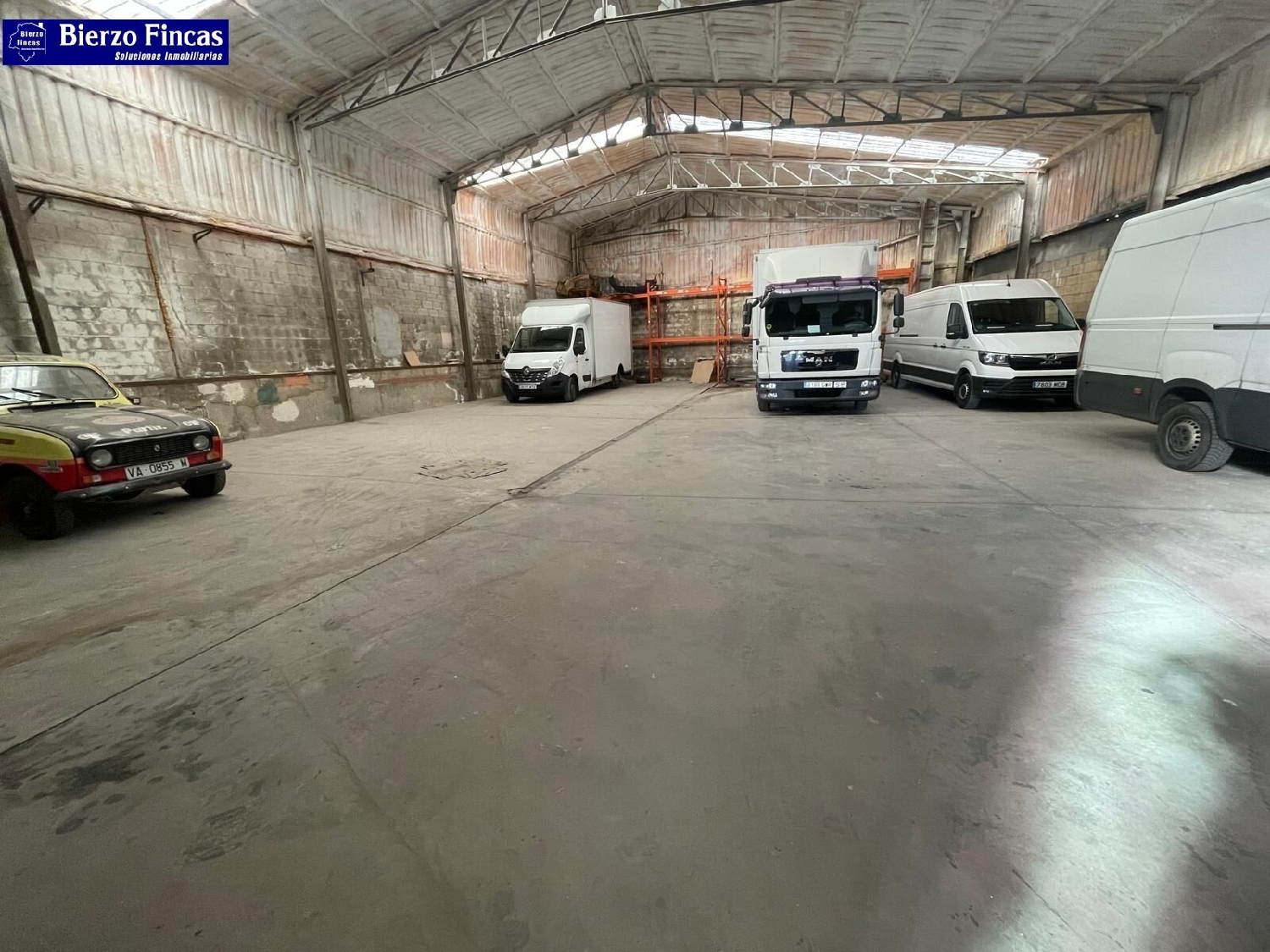  till salu butik Robledo De La Valdoncina León 5