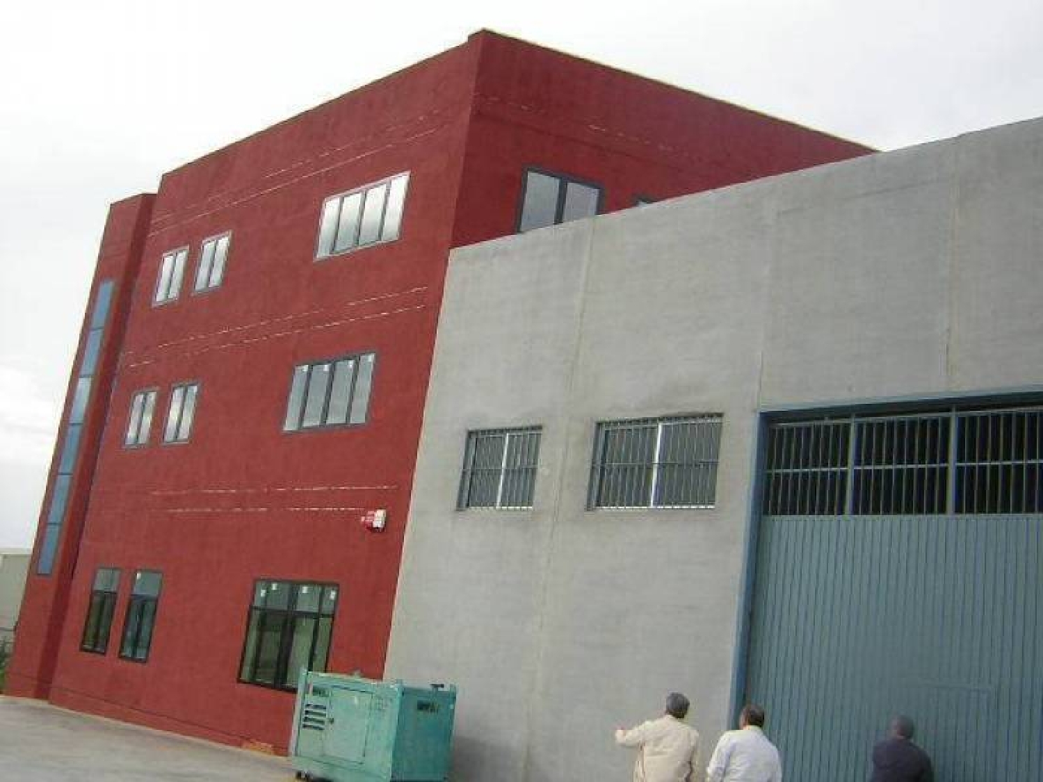  till salu butik Ronda Sur-Ctra De Sevilla Badajoz 5