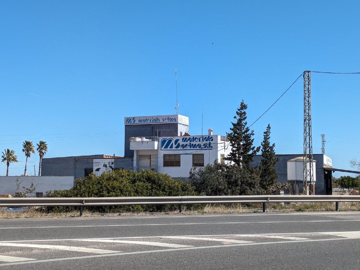  till salu butik Salines De La Trinitat Montsià 1
