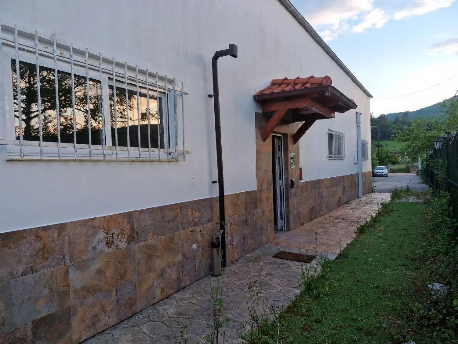 till salu butik Los Corrales De Buelna Besaya 2