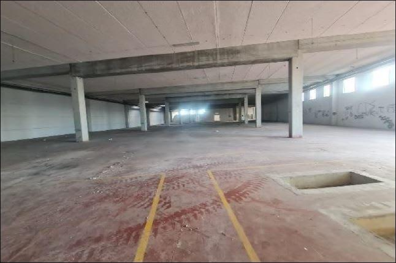  till salu butik Sant Bernat Ribera Alta 7