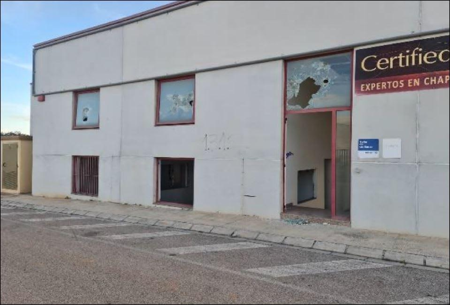 till salu butik Sant Bernat Ribera Alta 3