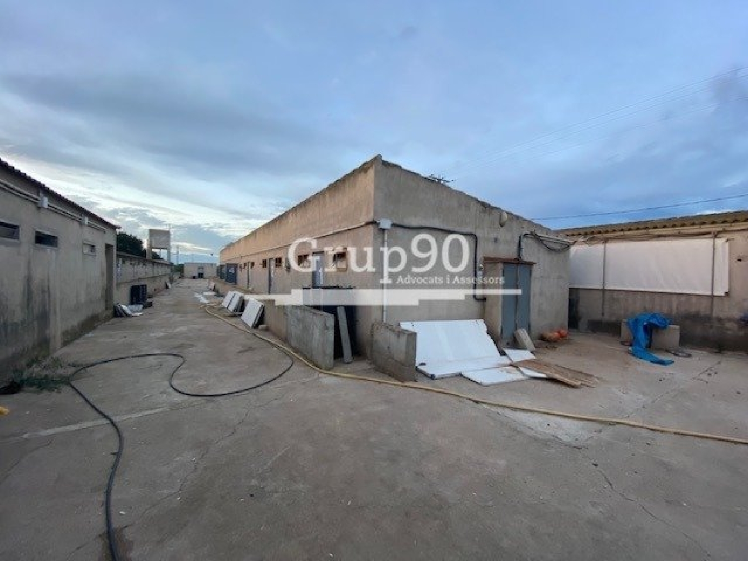  till salu butik Santa Bàrbara Montsià 6