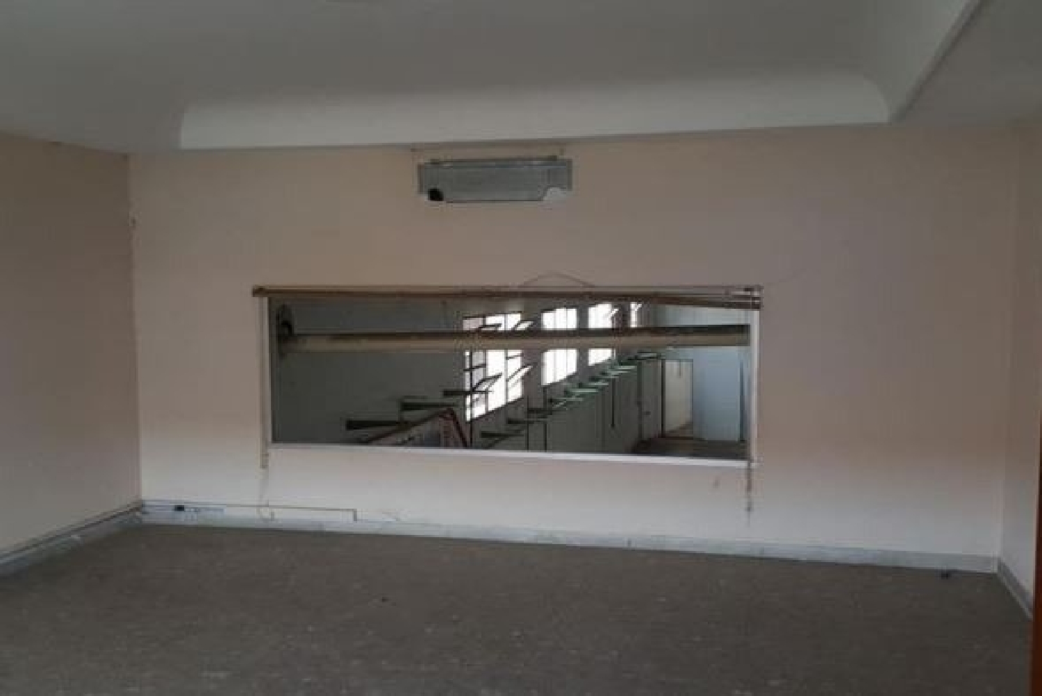  till salu butik Sorió Costera (La) 7