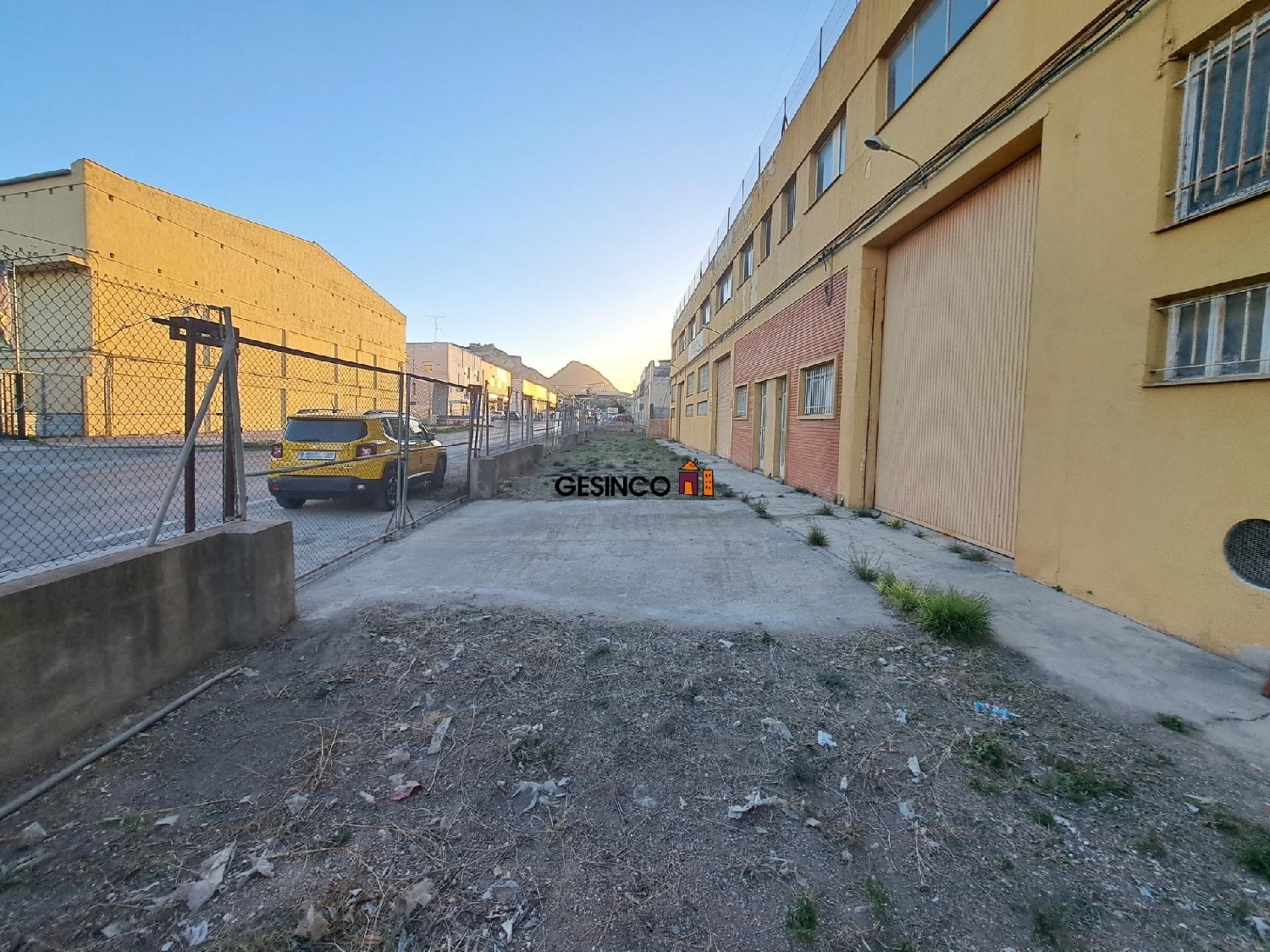  till salu butik Sorió Costera (La) 2