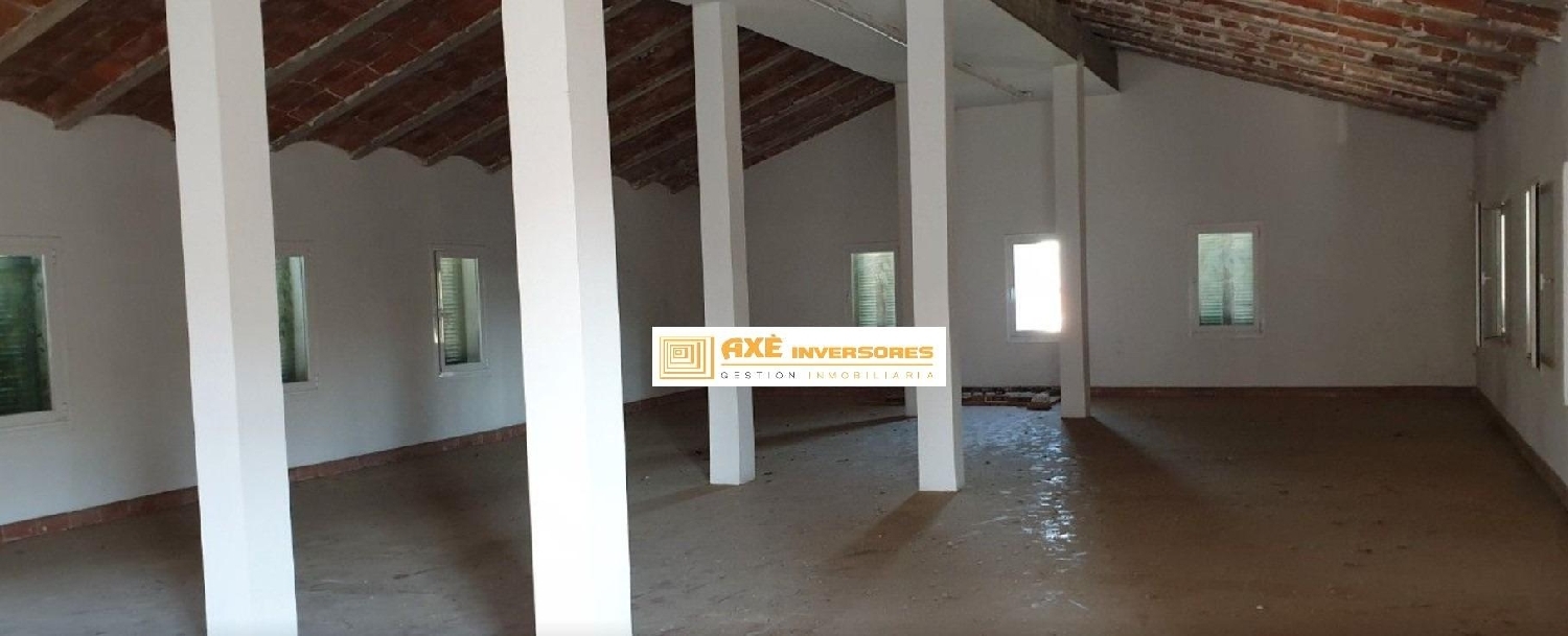 till salu butik Urbanitzacio Terrabrava Maresme 3