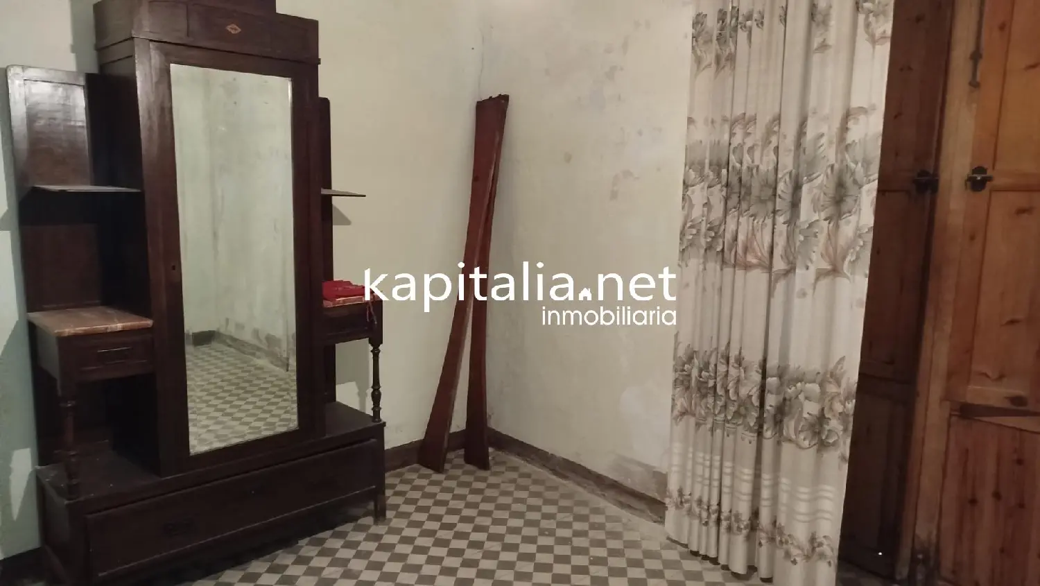  till salu butik Urbanitzacio El Pilar Vall D'albaida 1