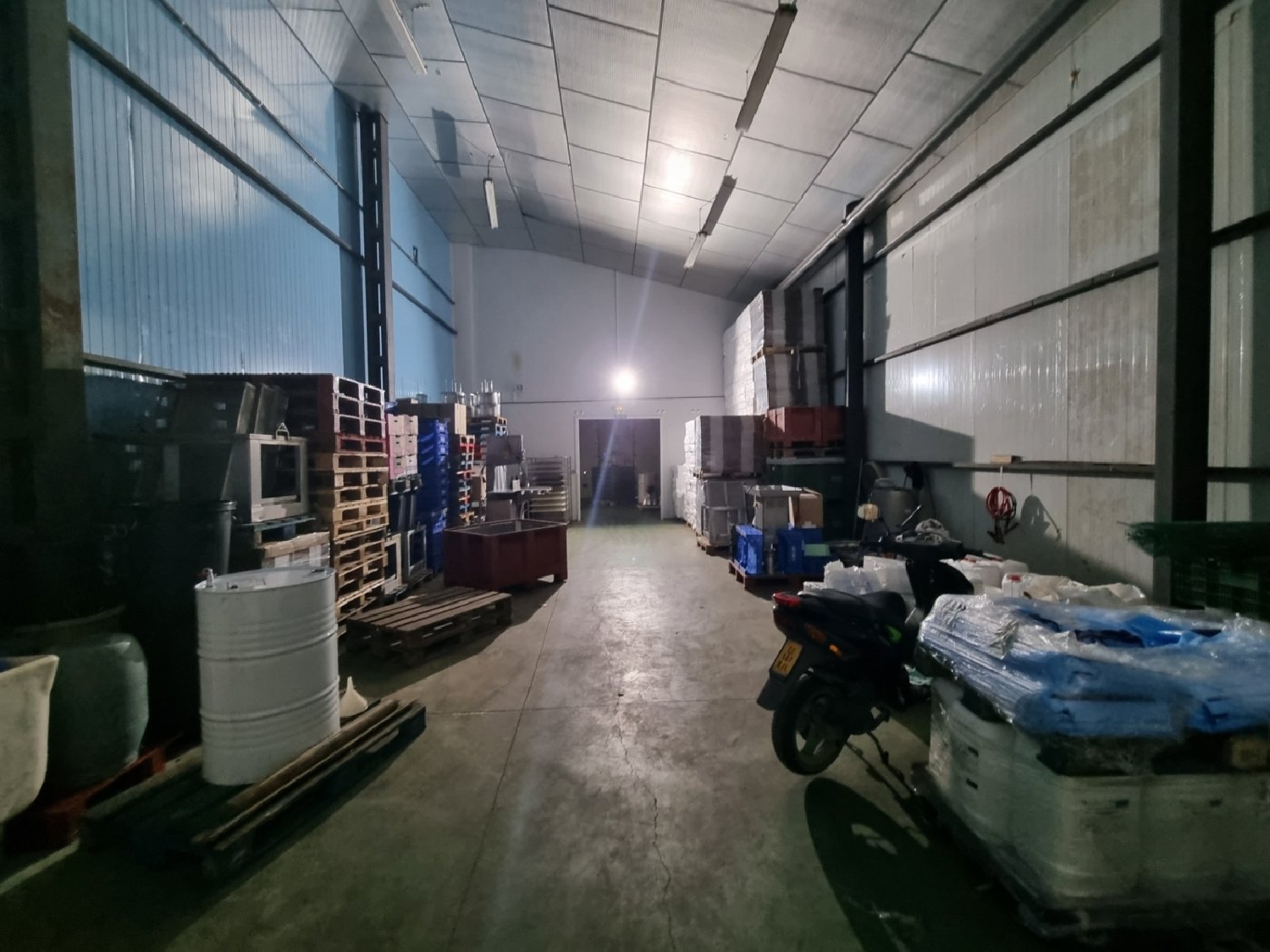  till salu butik Urbanització D'hèlios Vall D'albaida 7