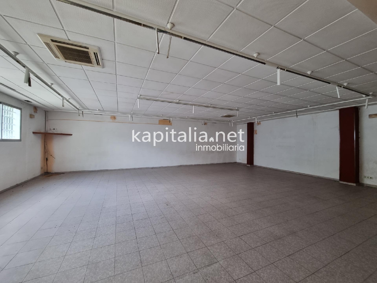 till salu butik Urbanitzacio El Pilar Vall D'albaida 7