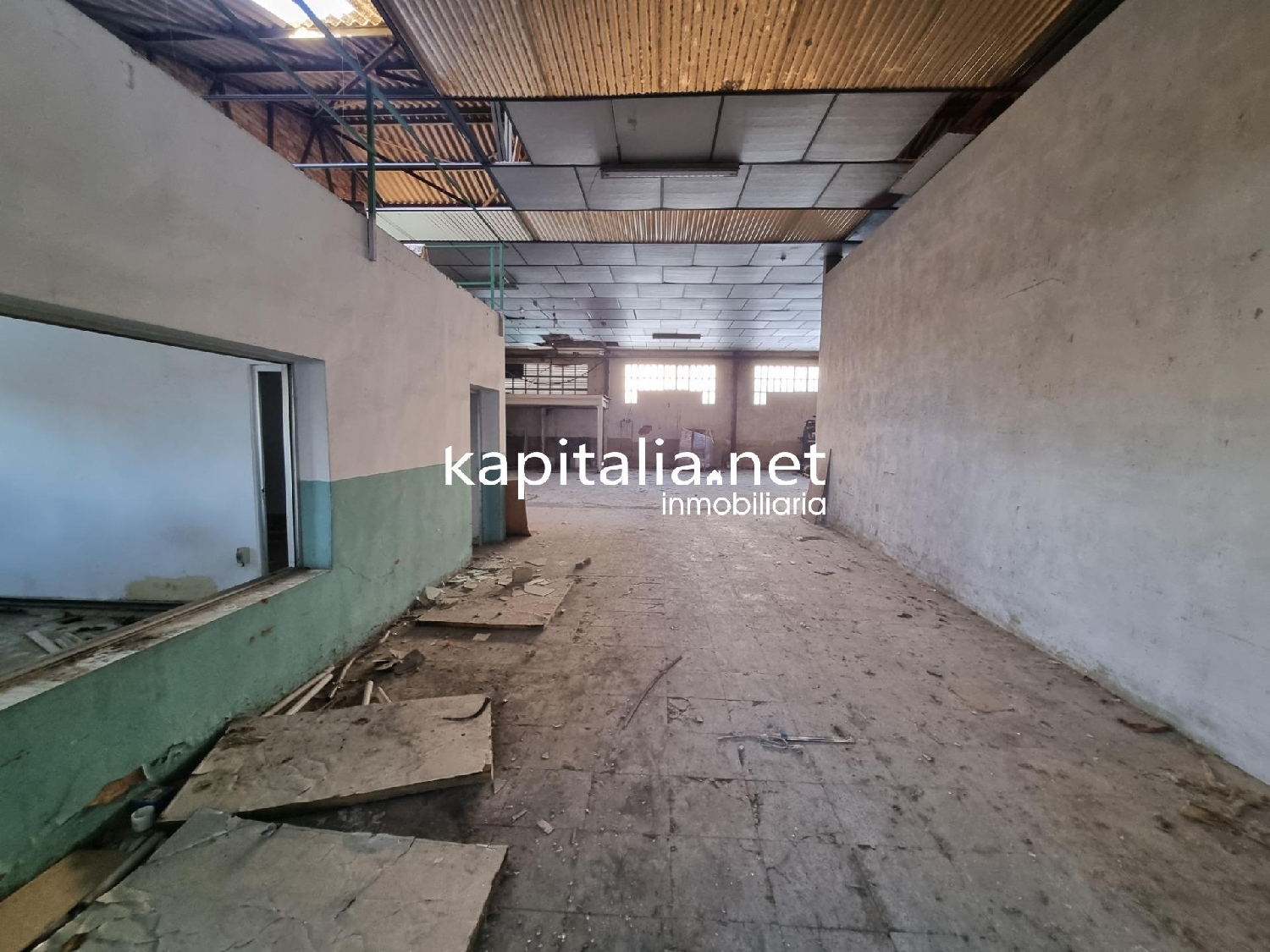 till salu butik Urbanització D'hèlios Vall D'albaida 3