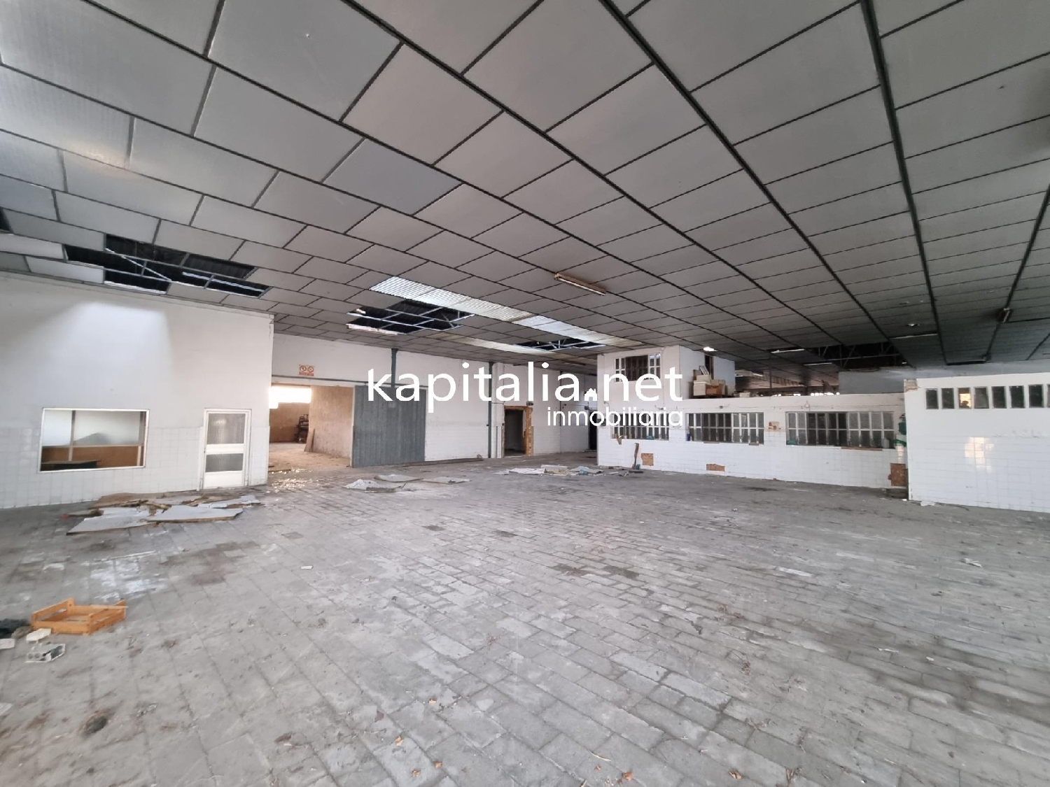 till salu butik Urbanització D'hèlios Vall D'albaida 2