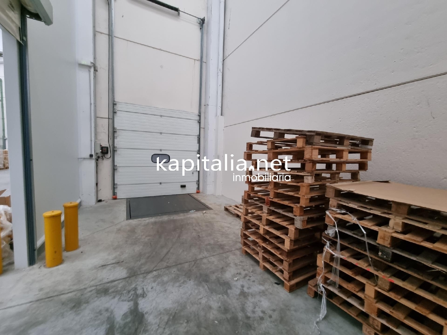 till salu butik Urbanització D'hèlios Vall D'albaida 4