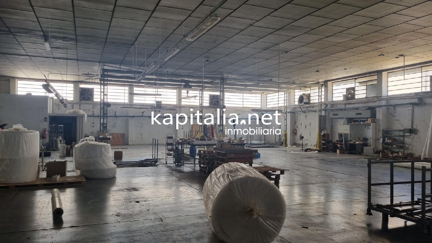 till salu butik Urbanitzacio El Pilar Vall D'albaida 2