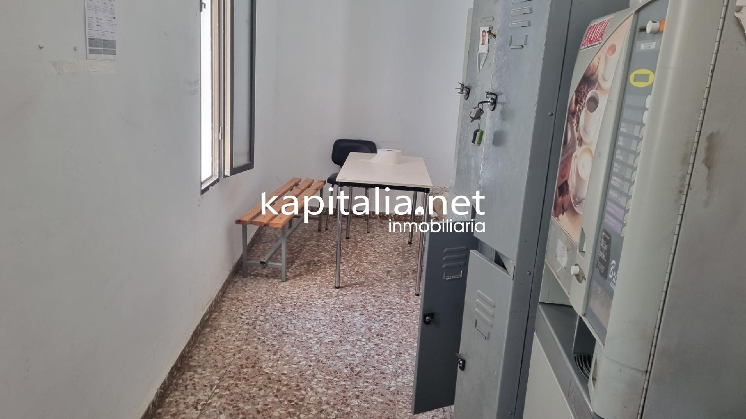  till salu butik Urbanitzacio El Pilar Vall D'albaida 6