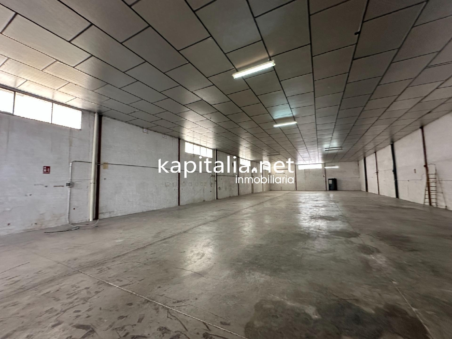 till salu butik Urbanitzacio El Pilar Vall D'albaida 3