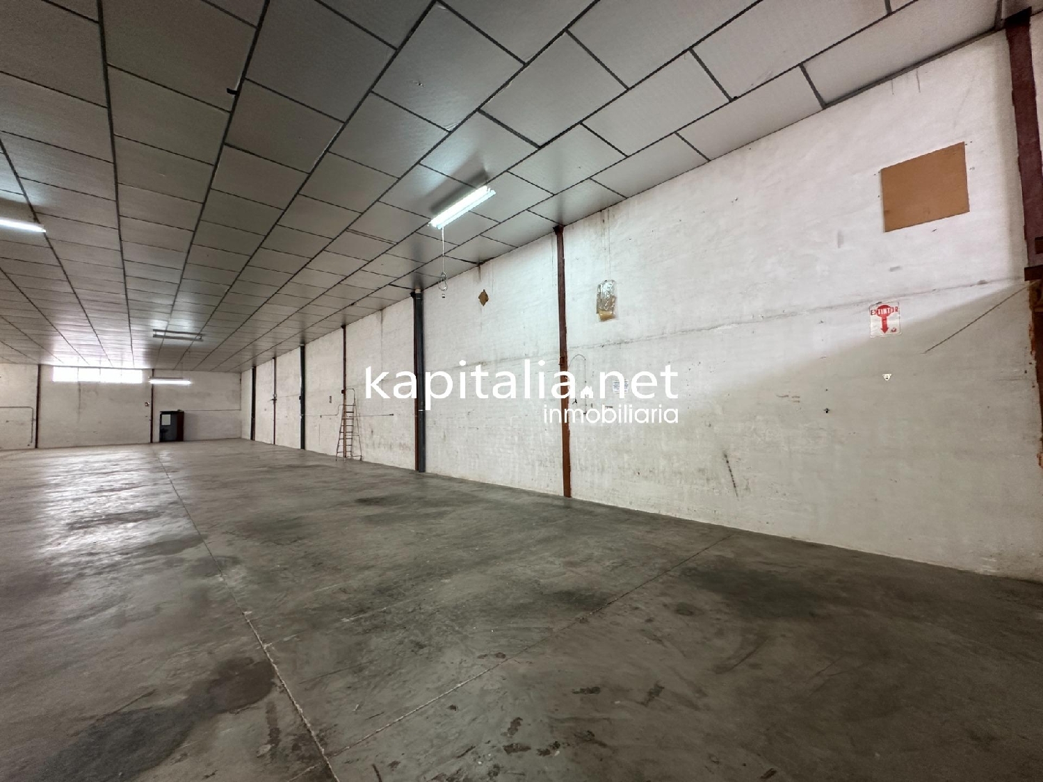 till salu butik Urbanitzacio El Pilar Vall D'albaida 2