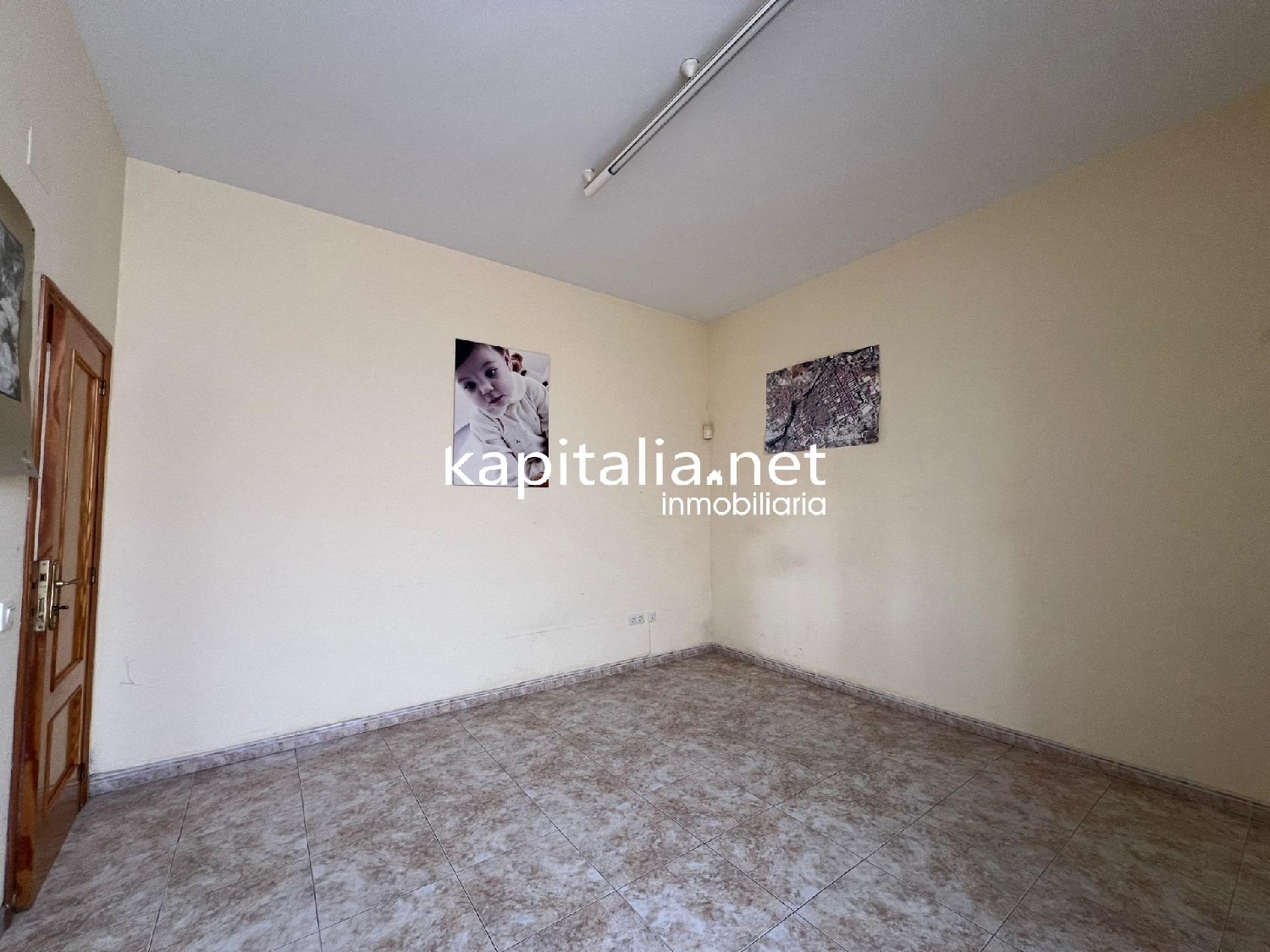  till salu butik Urbanització D'hèlios Vall D'albaida 4