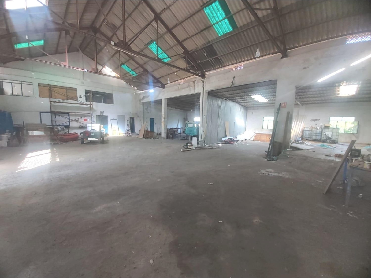  till salu butik Urbanización Santa Agueda Campo De Gibraltar 1