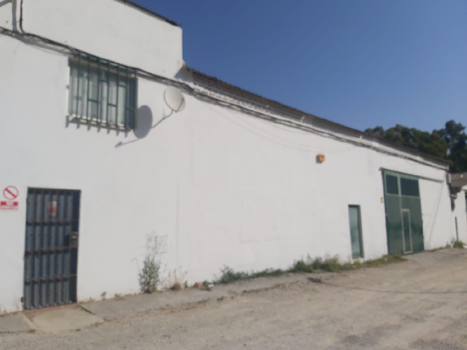  till salu butik Urbanización Santa Agueda Campo De Gibraltar 4