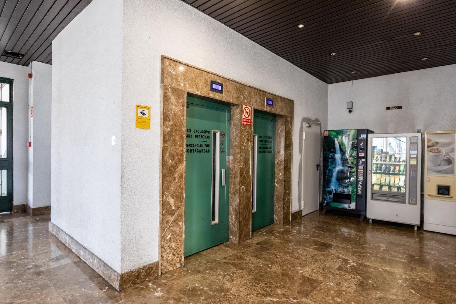  till salu butik Vallecas Madrid Capital 8