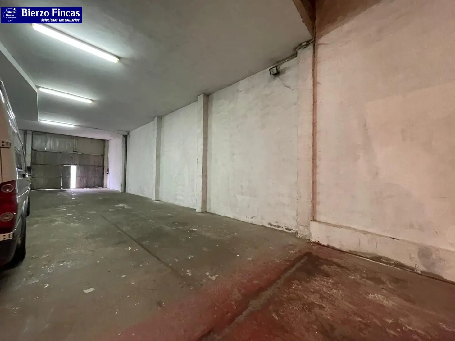 till salu butik Villafeliz De La Sobarriba León 2