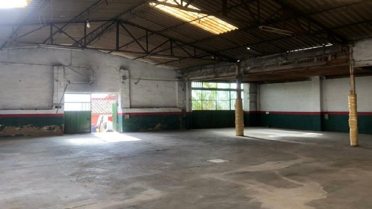 till salu butik Casas De Menor Alt Vinalopó 2
