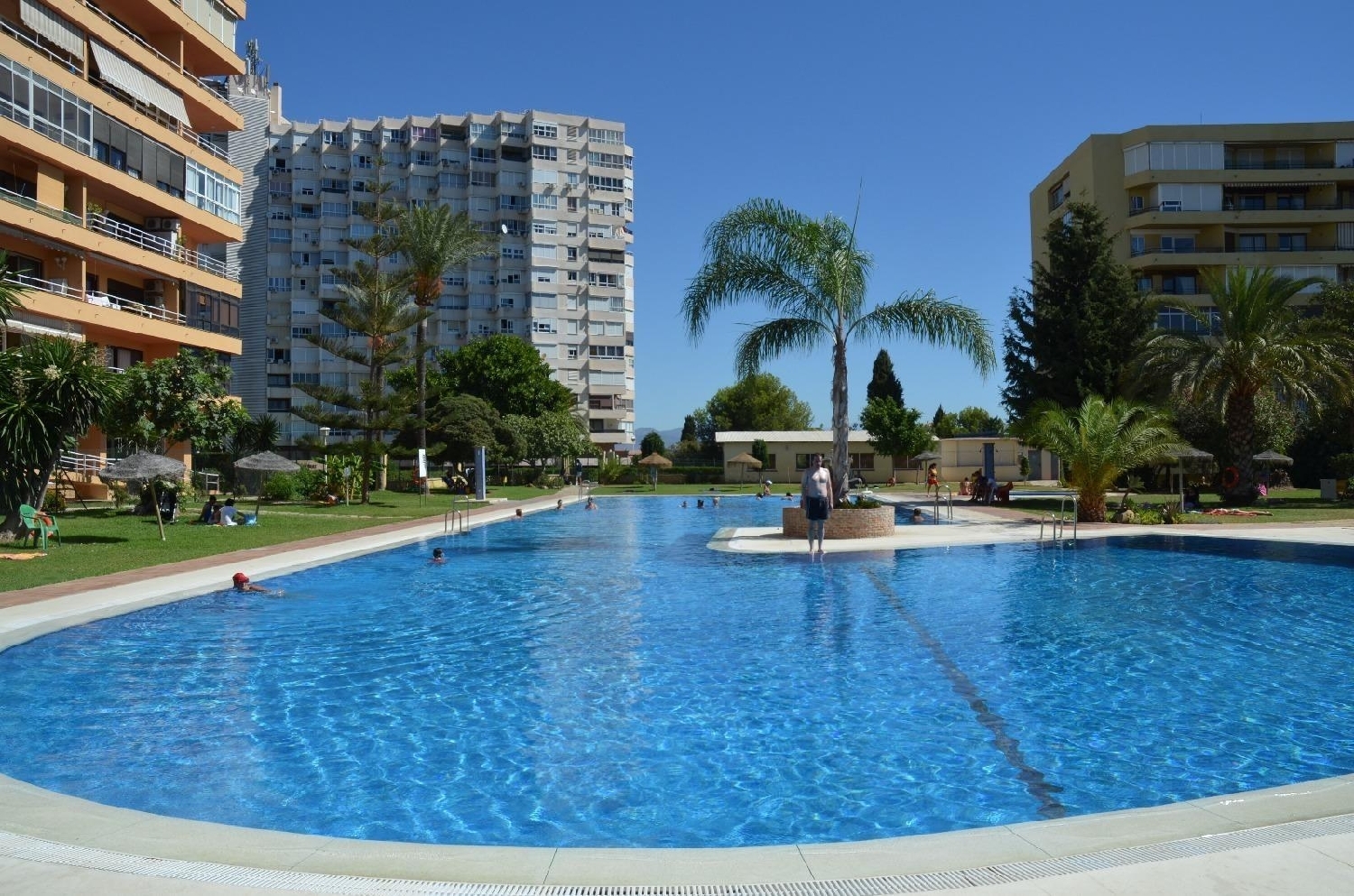  till salu enrumslägenhet Bajondillo Costa Del Sol Occidental 1