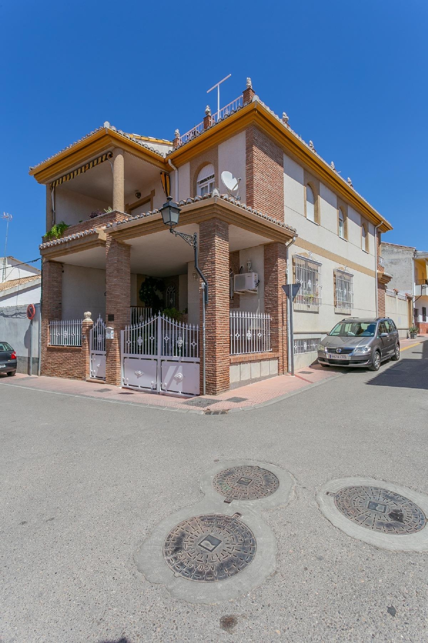  till salu radhus Monteluz Vega De Granada 1
