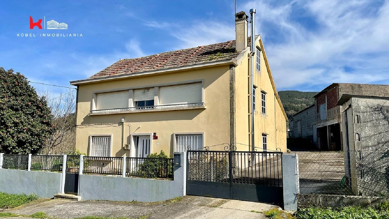  till salu radhus O Ouzamerxe Tabeirós-Terra De Montes 1