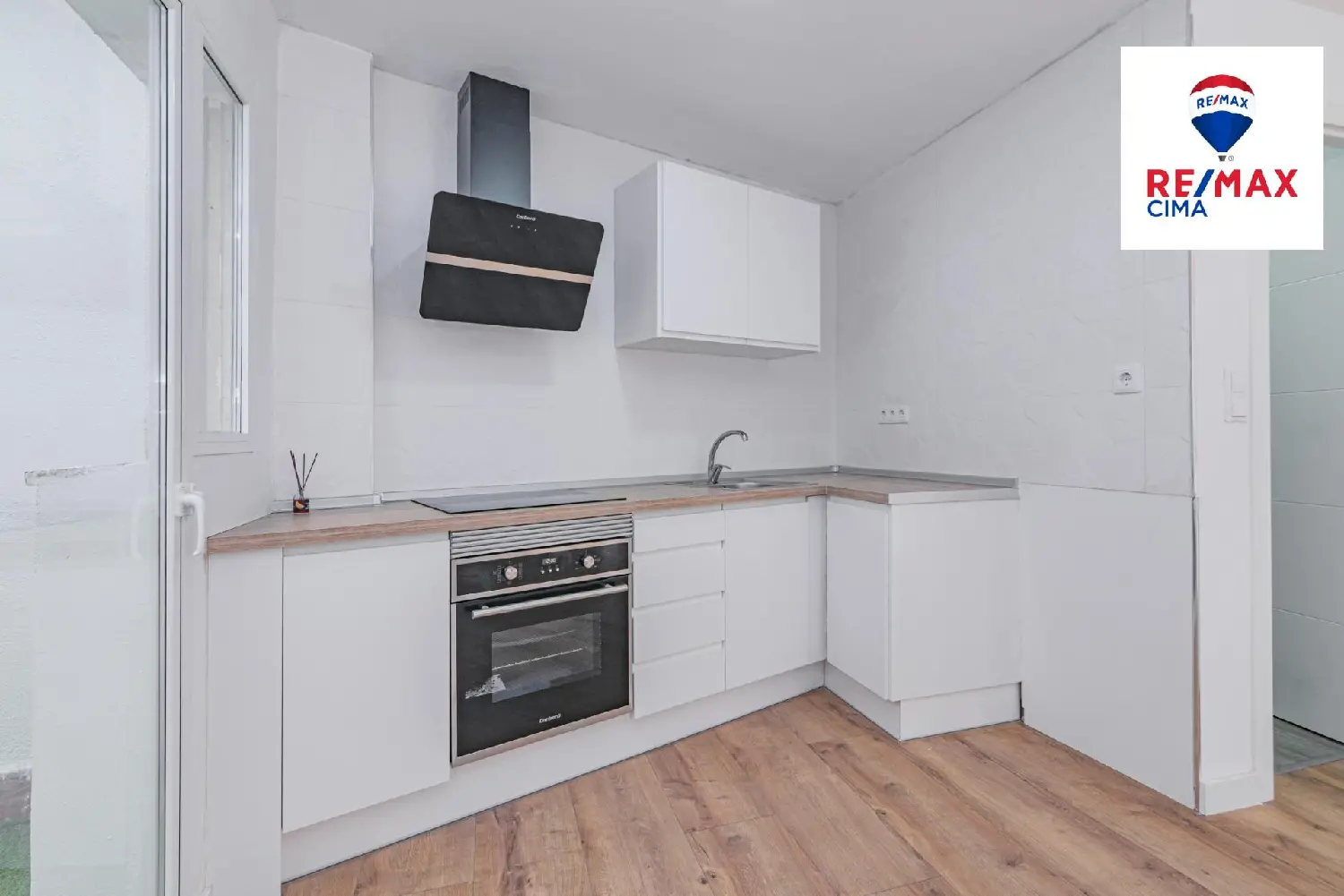 till salu radhus Casa Abad Baza 3