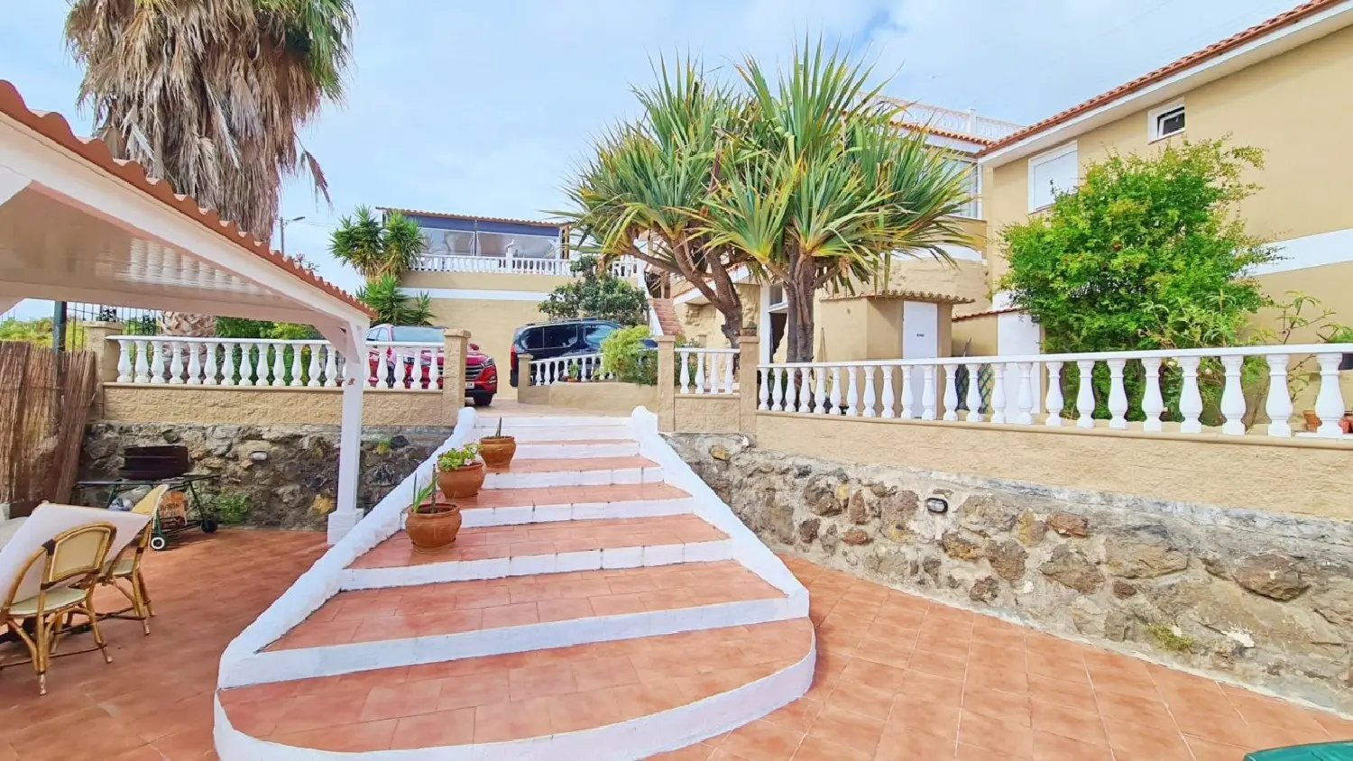 till salu villa Las Cuevecitas Zona Sureste 3