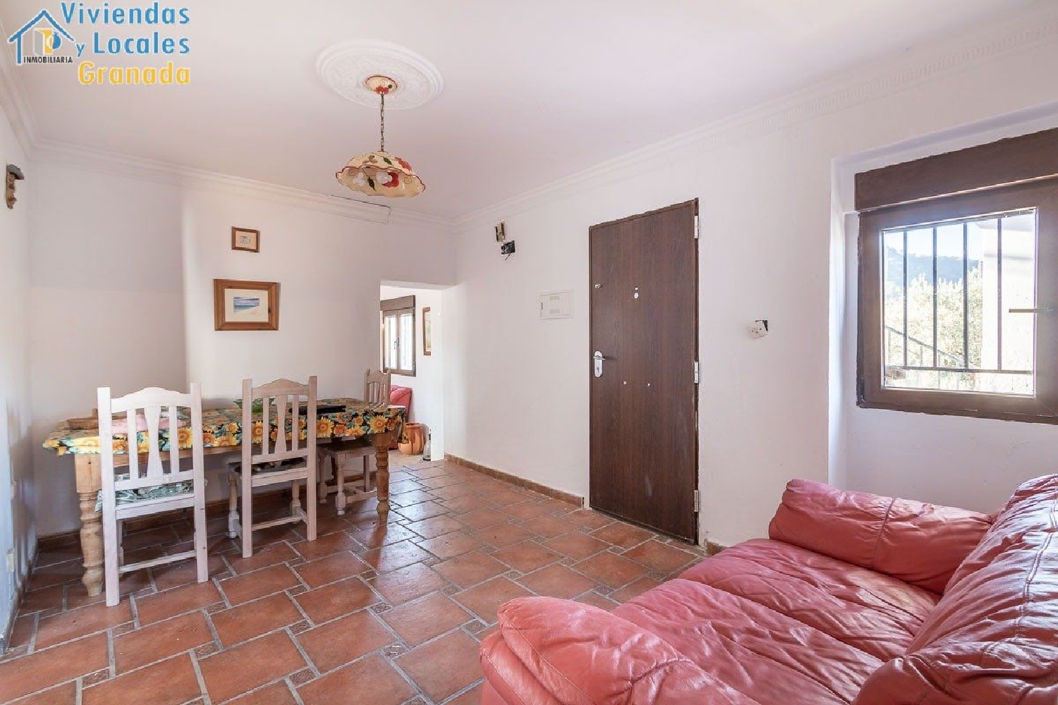  till salu villa Atajea Loja 7